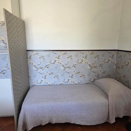The Shell - New Interior Look But Same Old Charme 200Mt From The Sea With Garden And Parking Nearby Apartman Imperia Kültér fotó