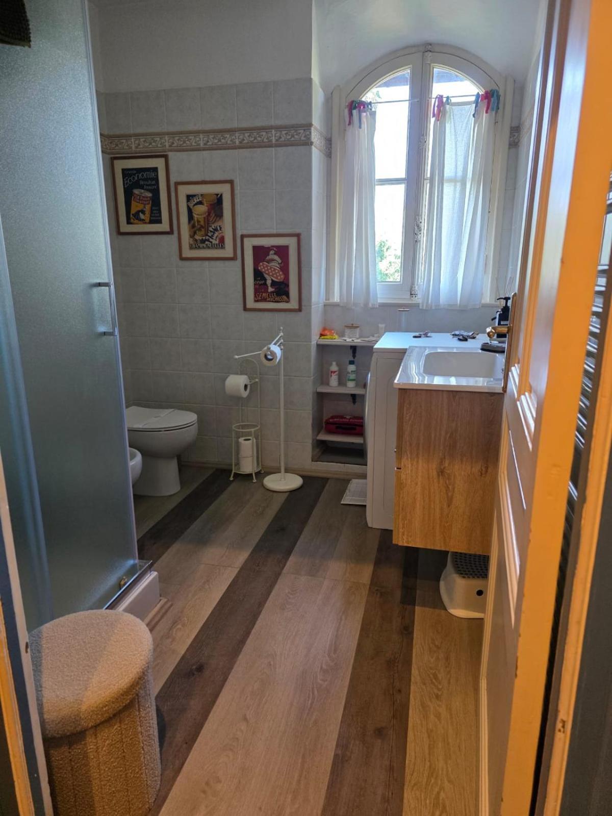 The Shell - New Interior Look But Same Old Charme 200Mt From The Sea With Garden And Parking Nearby Apartman Imperia Kültér fotó